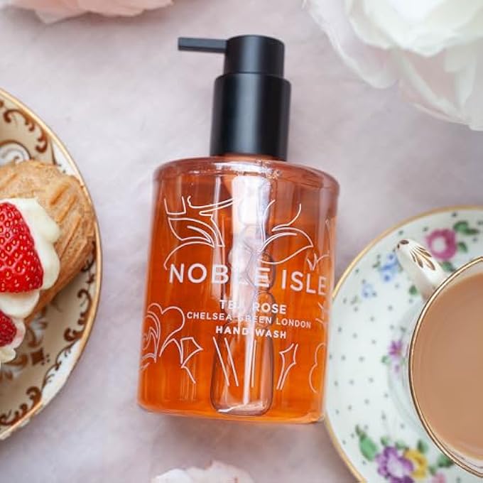 Noble Isle , 250 ML (PACK OF 1) TEA ROSE HAND WASH 250ML - Image 5